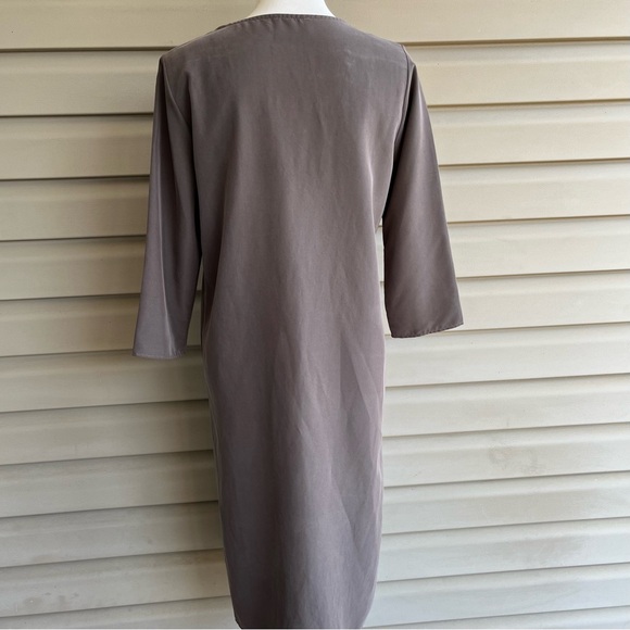 •Everly• Taupe Lace-Up Shift Dress - Size Medium - Picture 6 of 7